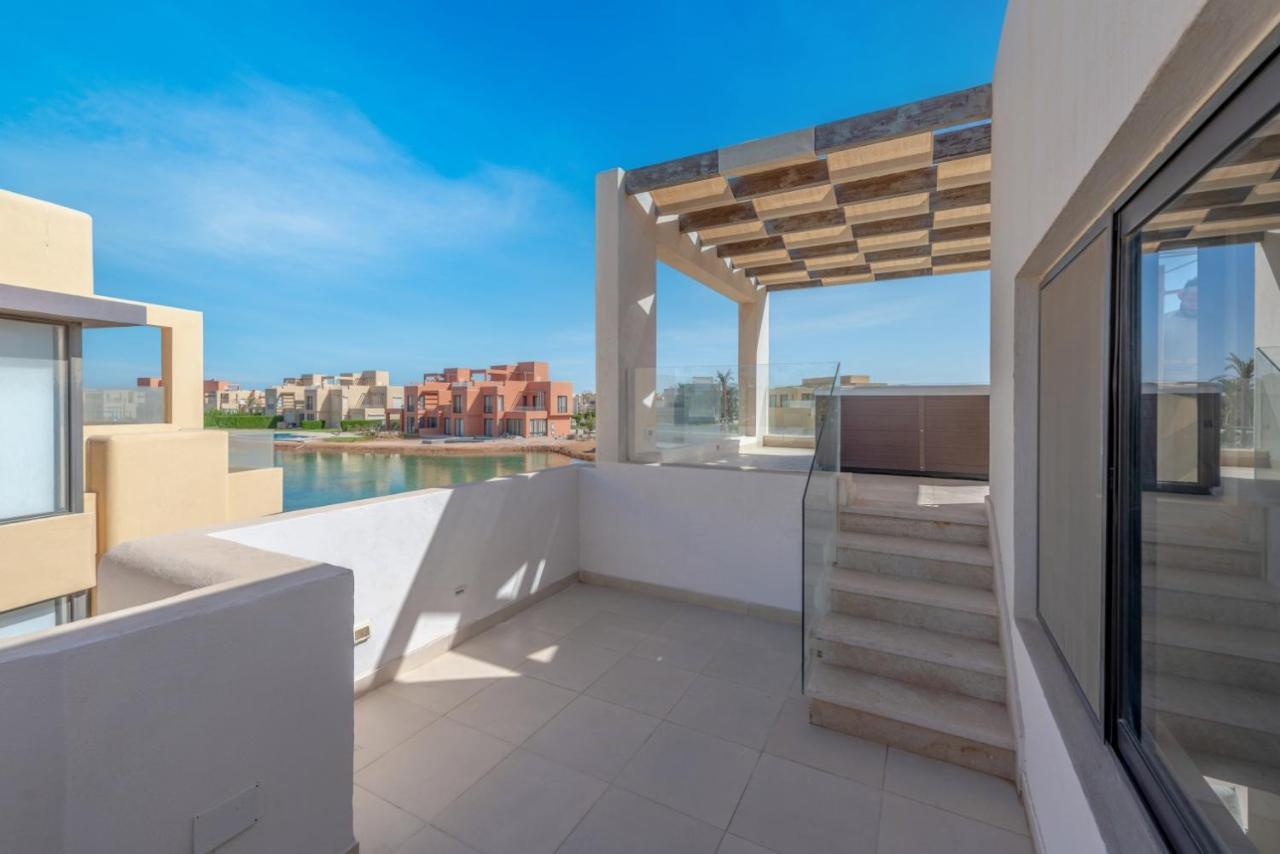 Villa Light-filled 4-bedroom In Tawila, El Gouna. Jacuzzi & Lagoon