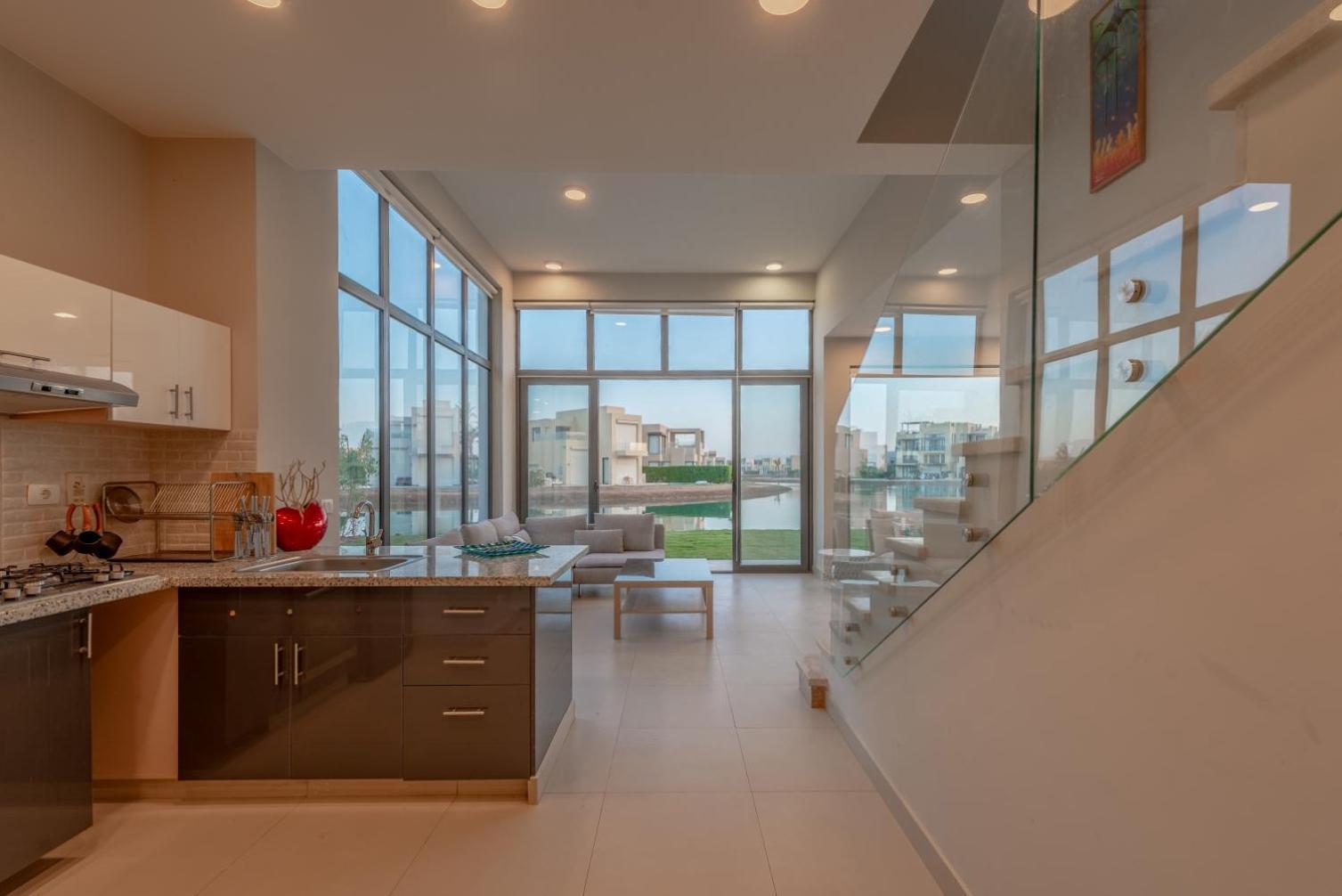Light-filled 4-bedroom In Tawila, El Gouna. Jacuzzi & Lagoon Hurghada