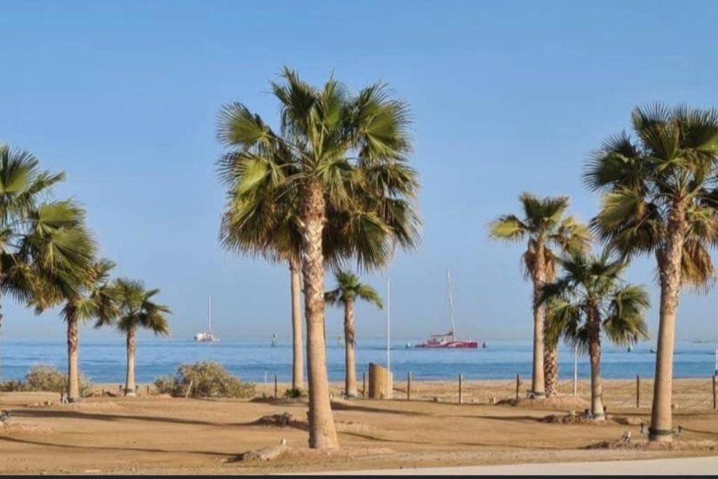 Apartamento Luxurious Sea View 2 Bedroom & Private Garden To The Pool At Mangroovy