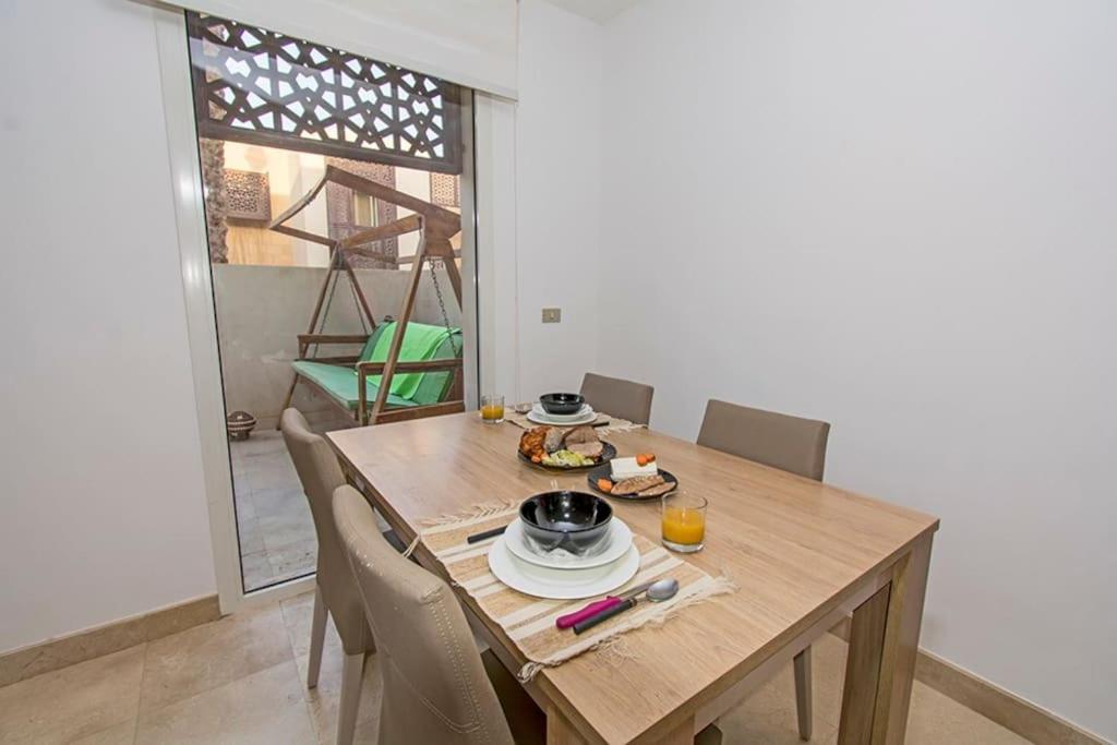 Nayah Stays, Beautiful 3-bedroom Vacation Ferienhaus *