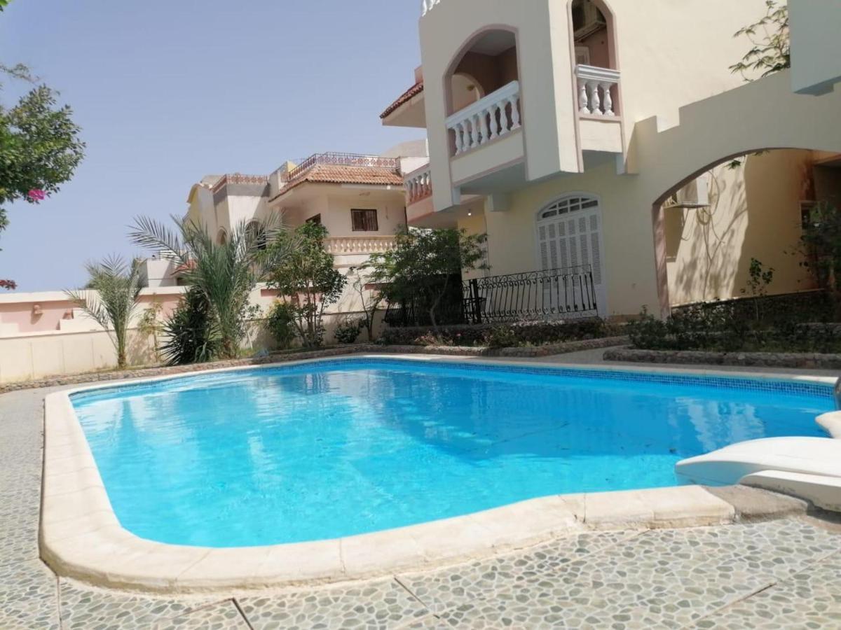 Villa Vella For Rent In Mubarak 7 In Hurghada