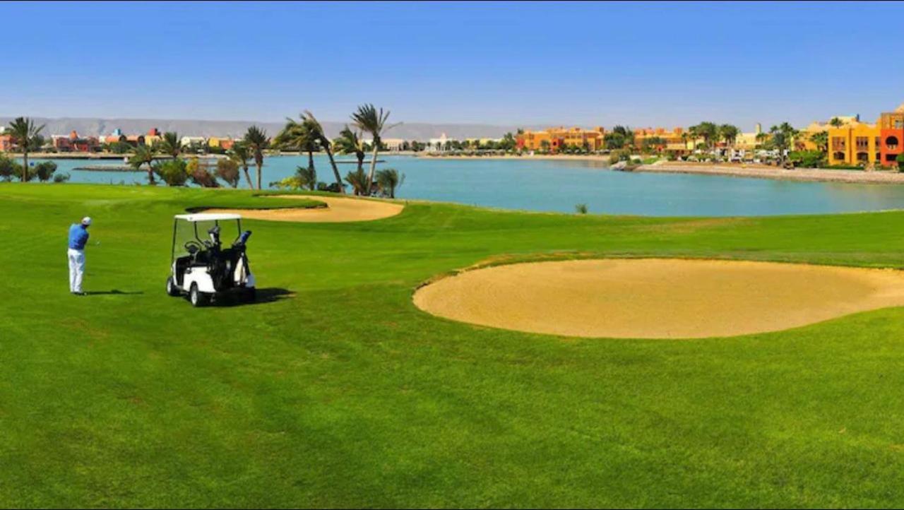 Apartamento Luxurious Sea View 2 Bedroom & Private Garden To The Pool At Mangroovy Hurghada