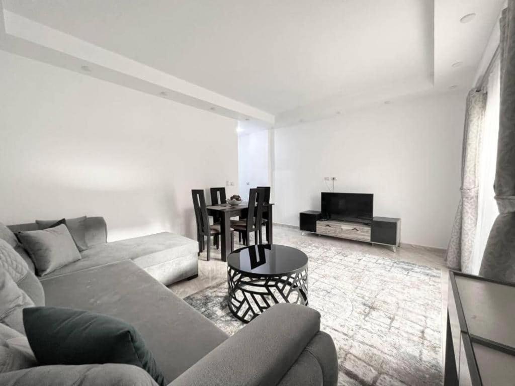 Vip Selina 1 Bed Long Or Short Apartment