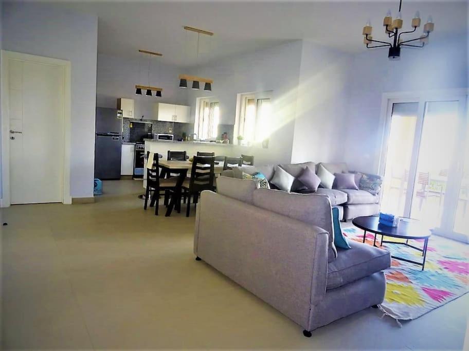 Water Side - Luxurious Ground Floor 3 Bd In El Gouna-red Sea