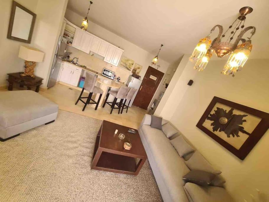 Sabina - A Luxurious Fully Furnished Ground Floor 2bd In El Gouna-red Sea Appartement