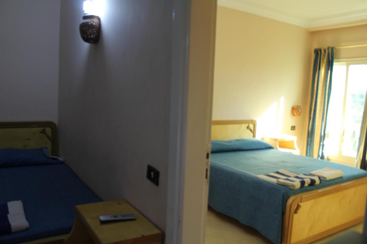 Golden Rose Albergue