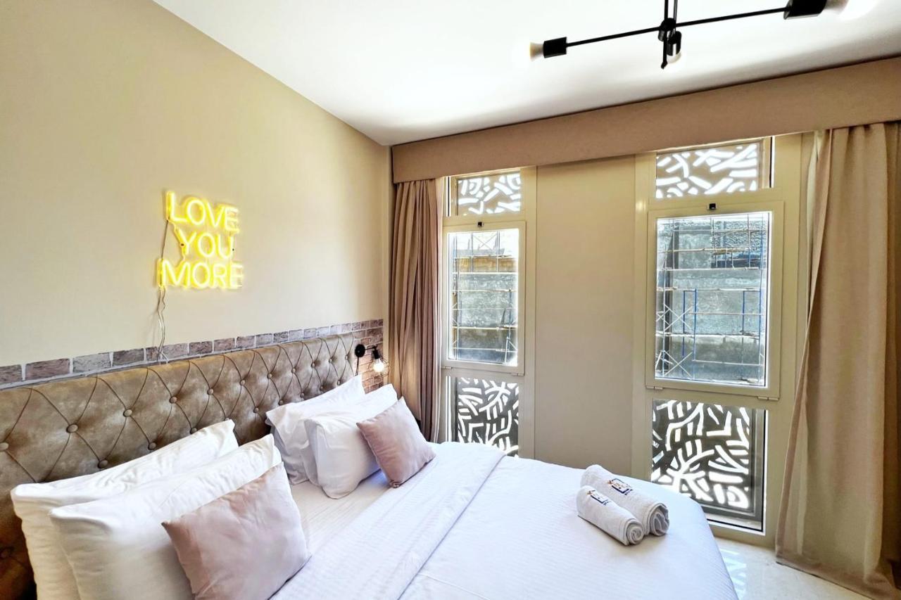 Enticing & Earthy 1 Bdr Mangroovy Free Pool & Access Apartment