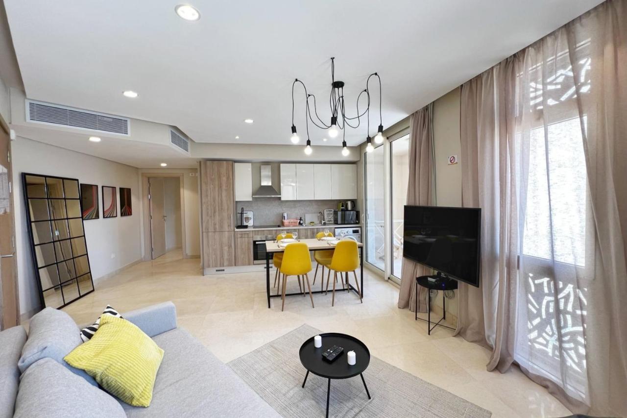Enticing & Earthy 1 Bdr Mangroovy Free Pool & Access Apartment