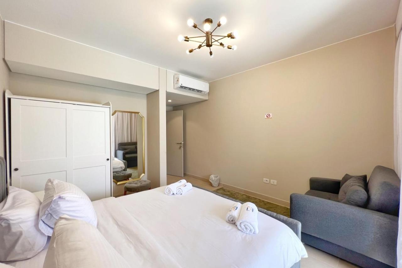 Modern & Mellow 1 Bdr Mangroovy Free & Pool Access Apartment