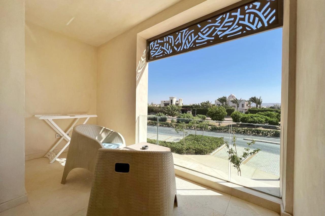 Proper & Plush 1 Bdr Mangroovy Free Pool & Access * Hurghada