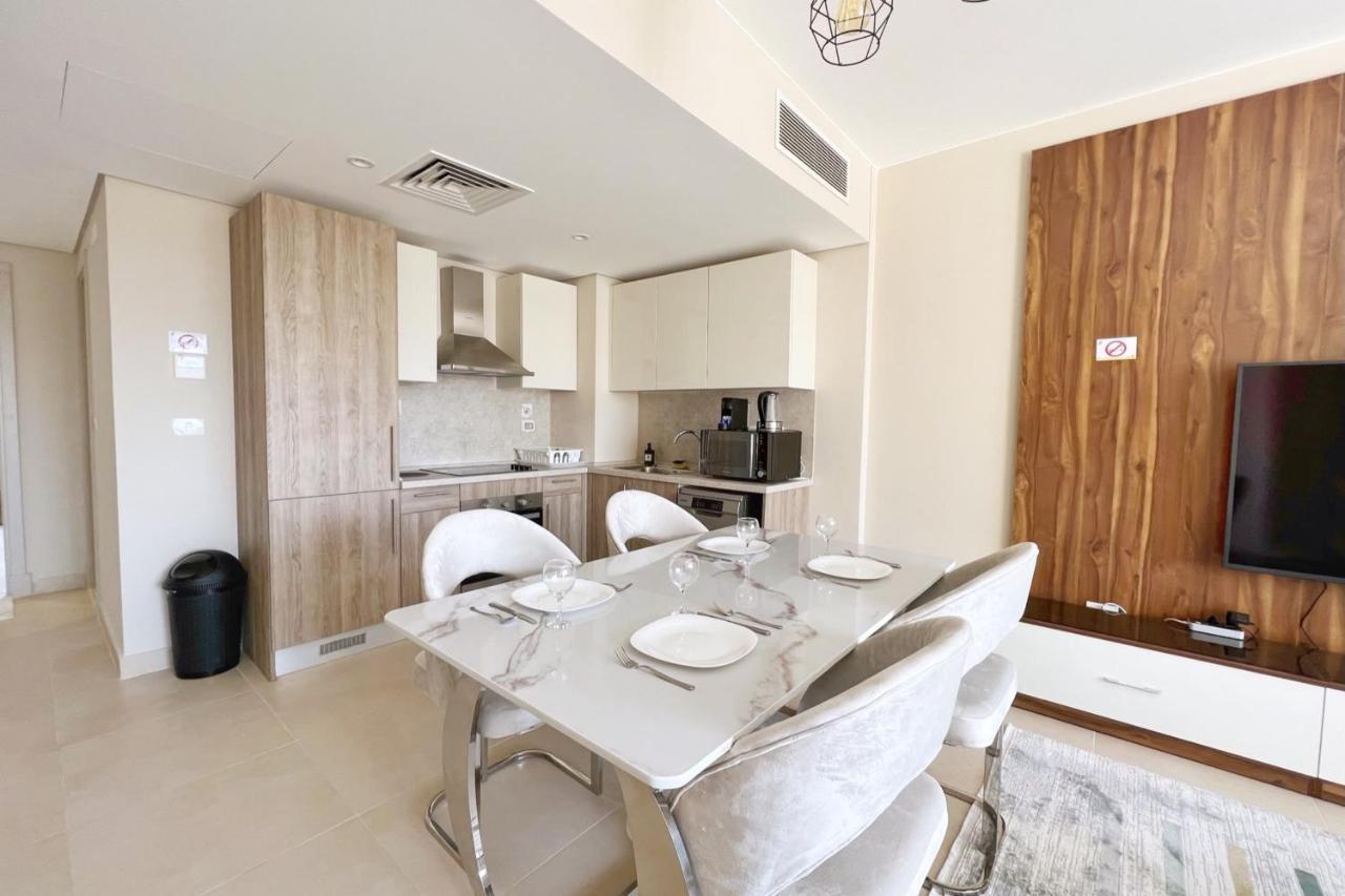 Charming 2bdr W Sea & Pool View Free & Pool Access *