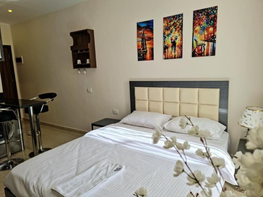 Apartment Aqua Tropical Large With Swimming Pools