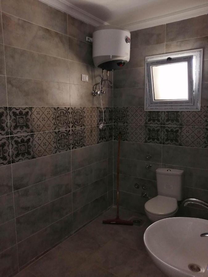 402 B Apartment