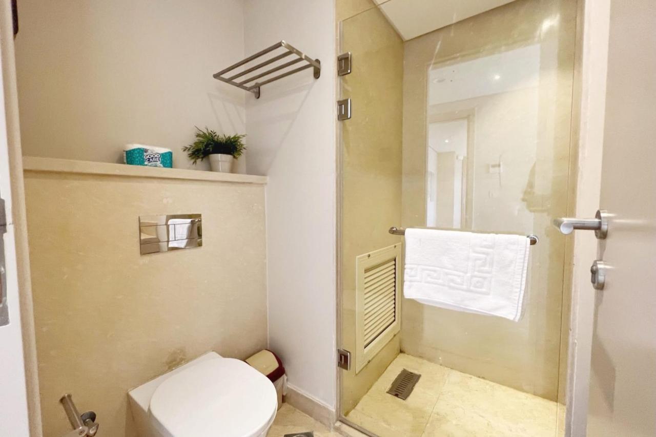 Proper & Plush 1 Bdr Mangroovy Free Pool & Access Apartment *