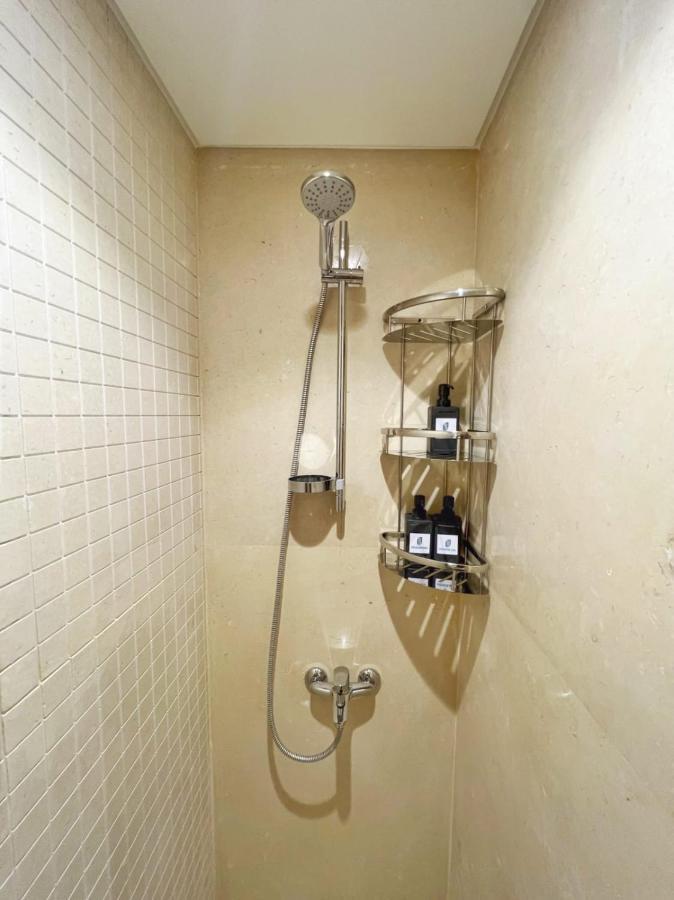 Charming 2bdr W Sea & Pool View Free & Pool Access Apartment *