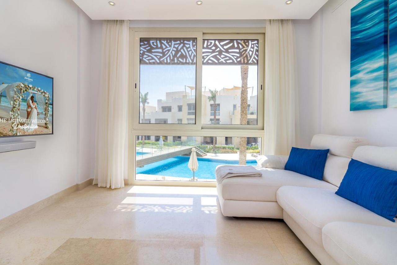 Ollystays Mangroovy Seaview 1br And Pool Free Access Appartement Hurghada