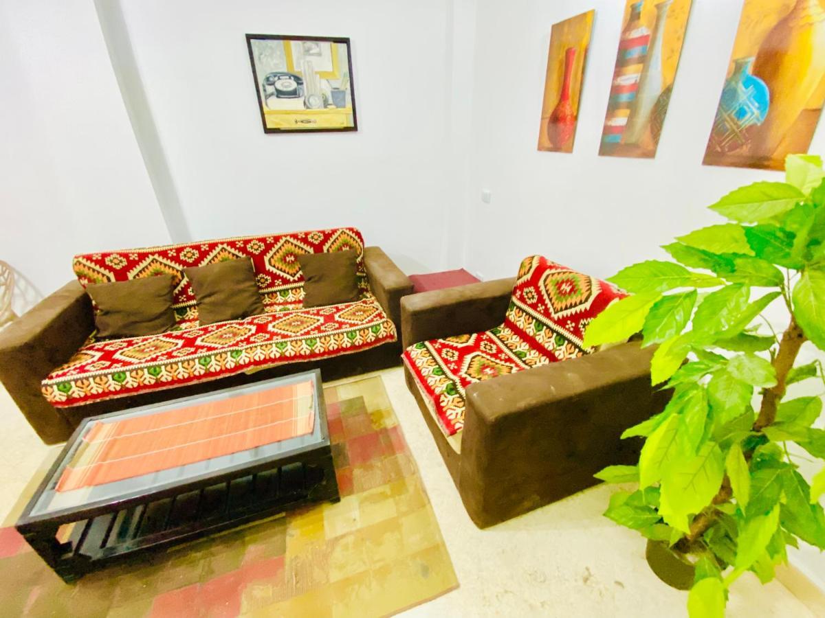 Apartment Safari With Wi Fi Center
