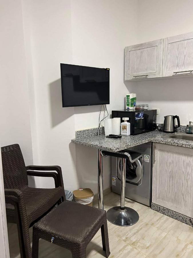 Tropical 1 Bed Apartment