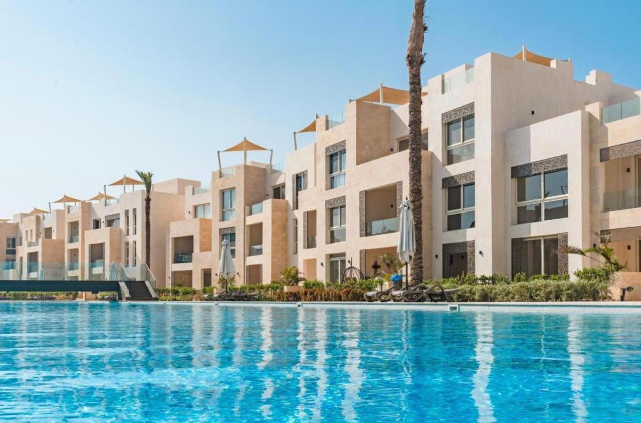 Luxurious Sea View 2 Bedroom & Private Garden To The Pool At Mangroovy *