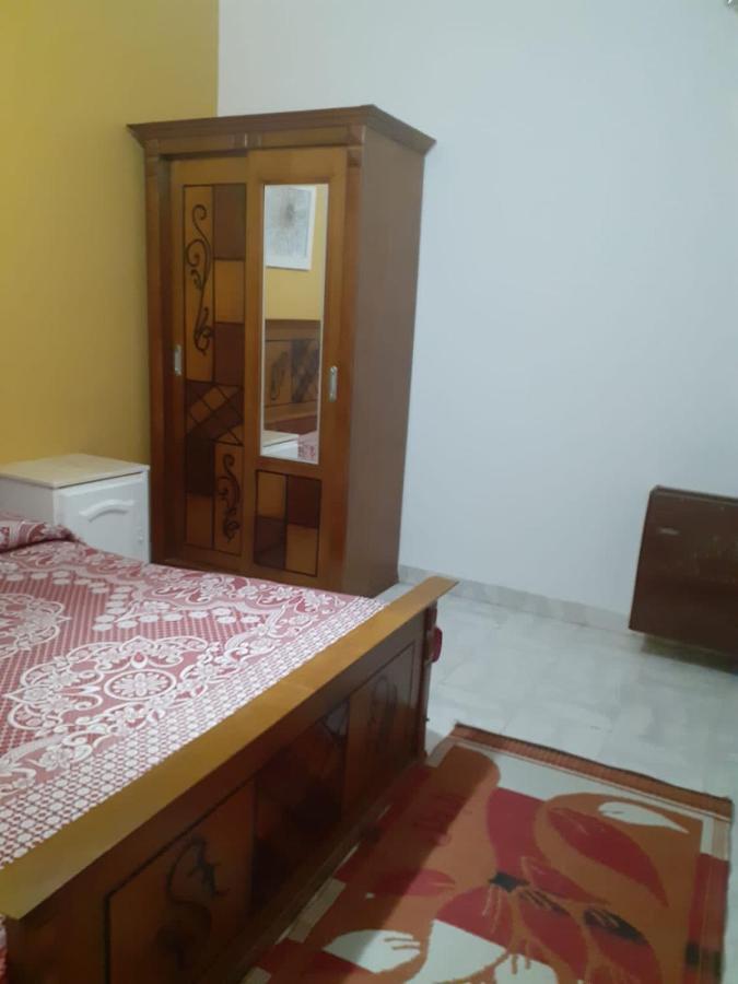 Palma De Mirette, Number 2 Apartment
