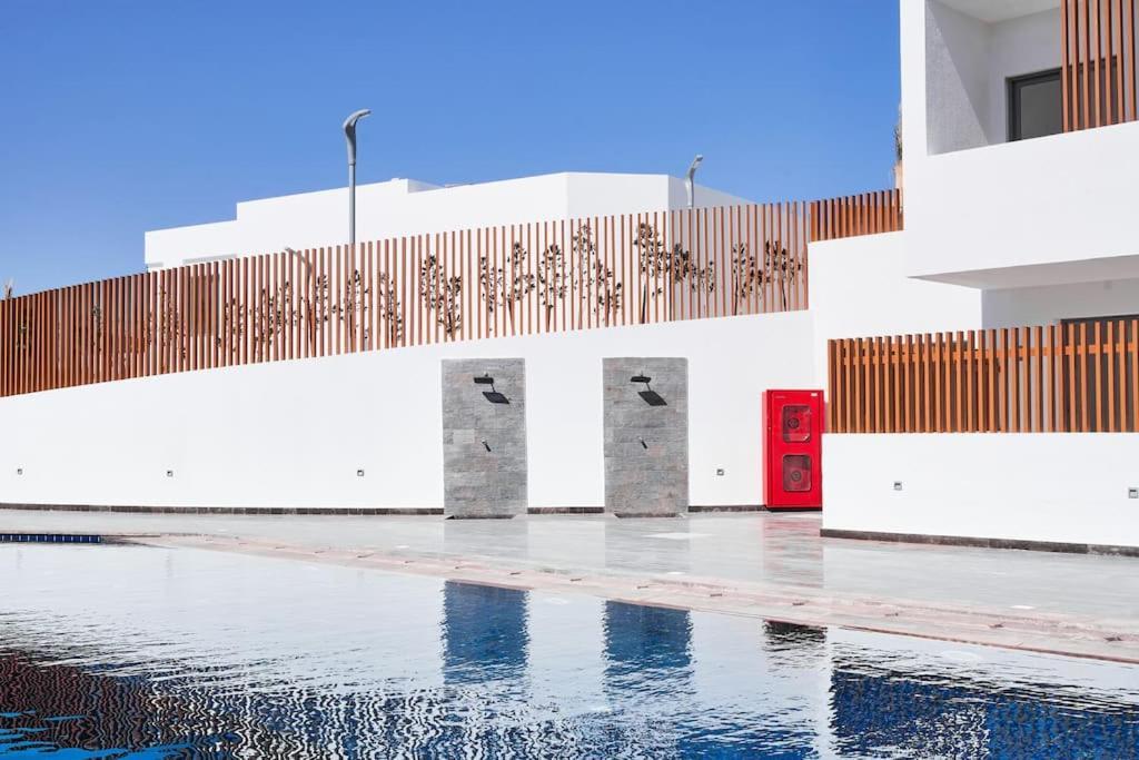Ground Floor 2 Bedroom In Sholan 2 With Direct Pool Access * Hurghada