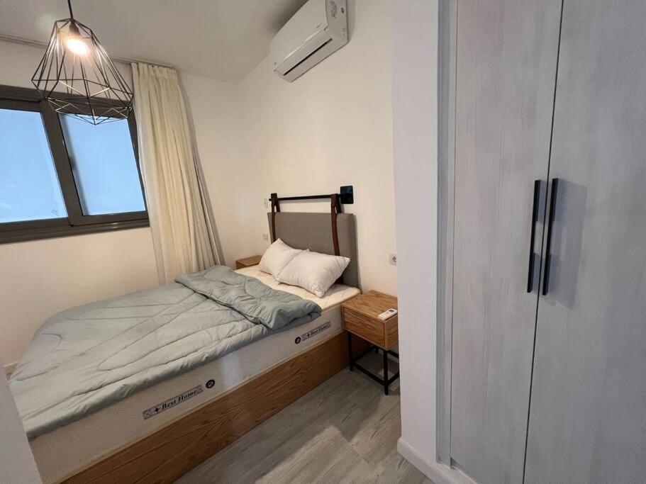 Apartment Ground Floor 2 Bedroom In Sholan 2 With Direct Pool Access
