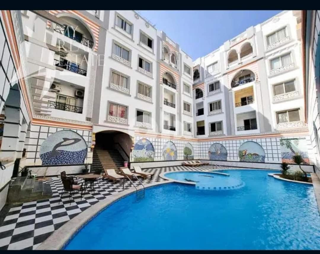 Sheraton Plaza Compound, 214 Appartement *