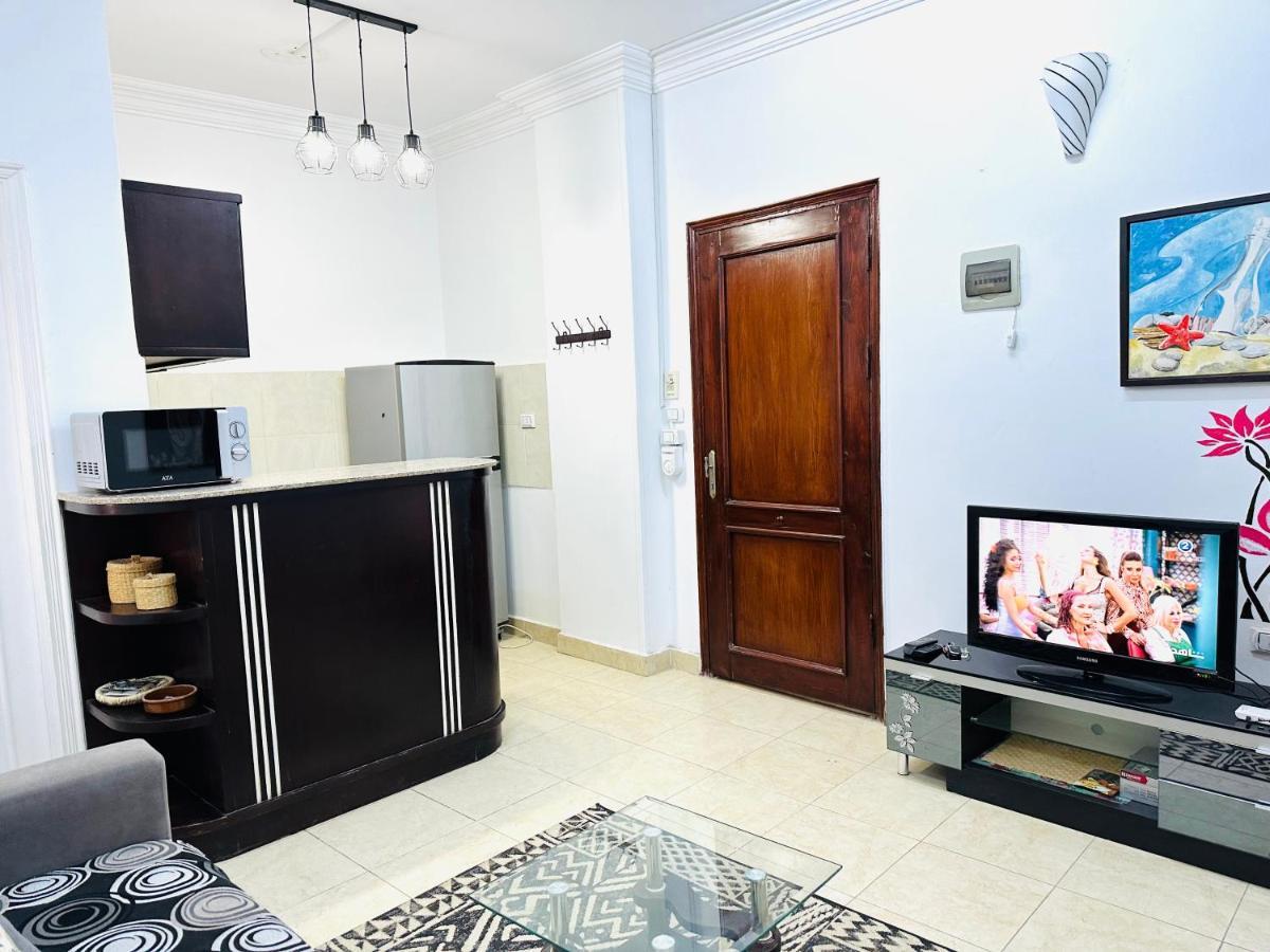 Apartment Safari With Wi Fi Center
