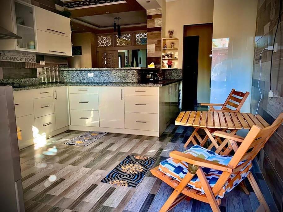 Golden Oasis Luxurious Private With Pool Villa Hurghada