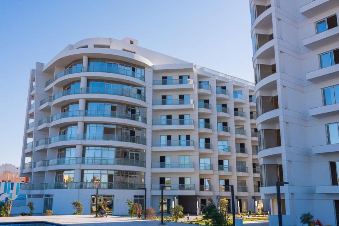 ساحرة Apartment *