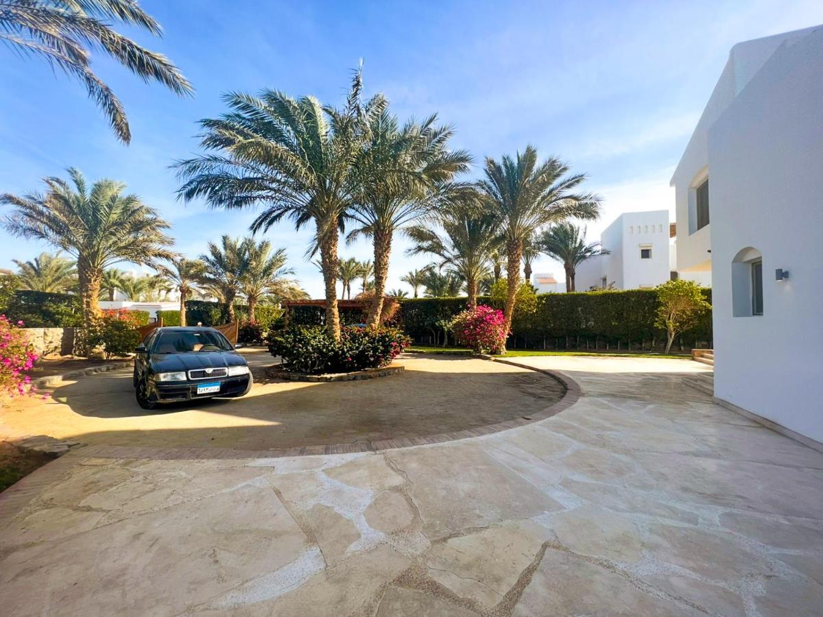 Luxury 4 Bedroom With A Heated Pool Hurghada