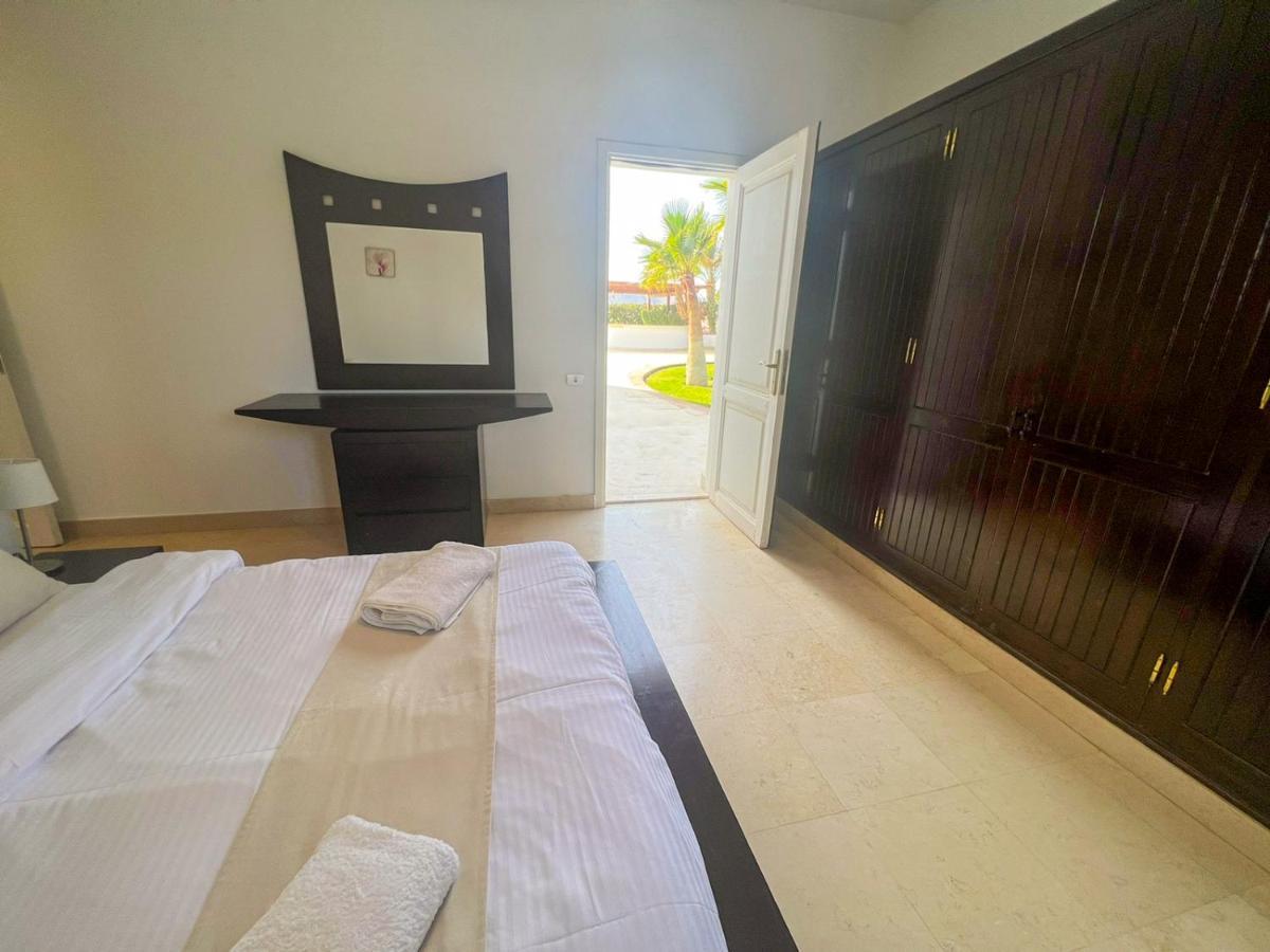 Villa Luxury 4 Bedroom With A Heated Pool *