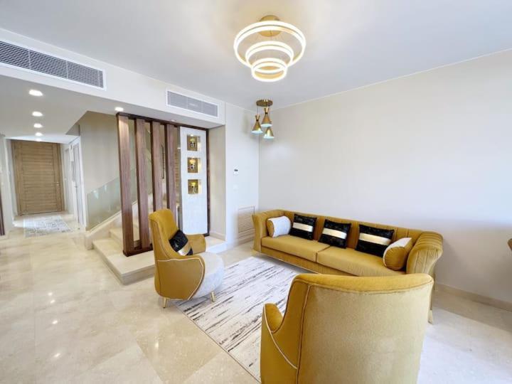 Mangrovy Townhouse 4bd Villa