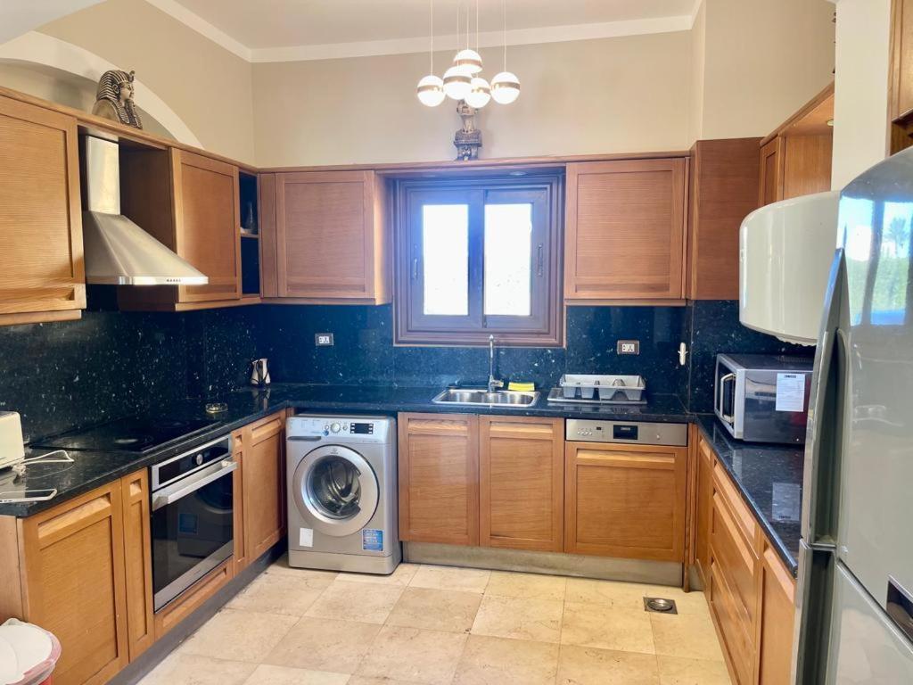 Y 140 Wast Golf Heated Private Pool Villa Hurghada