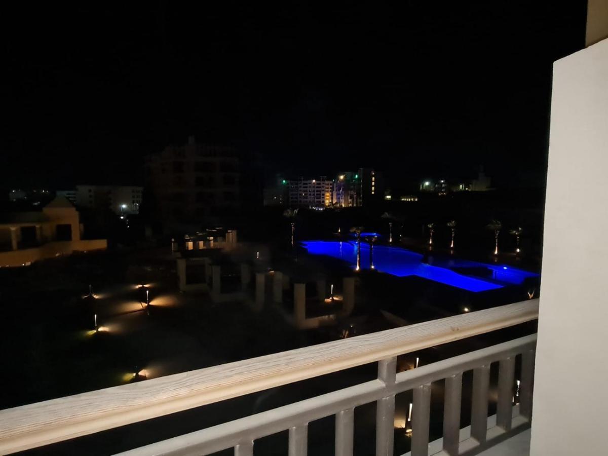 In Aldau Heights *