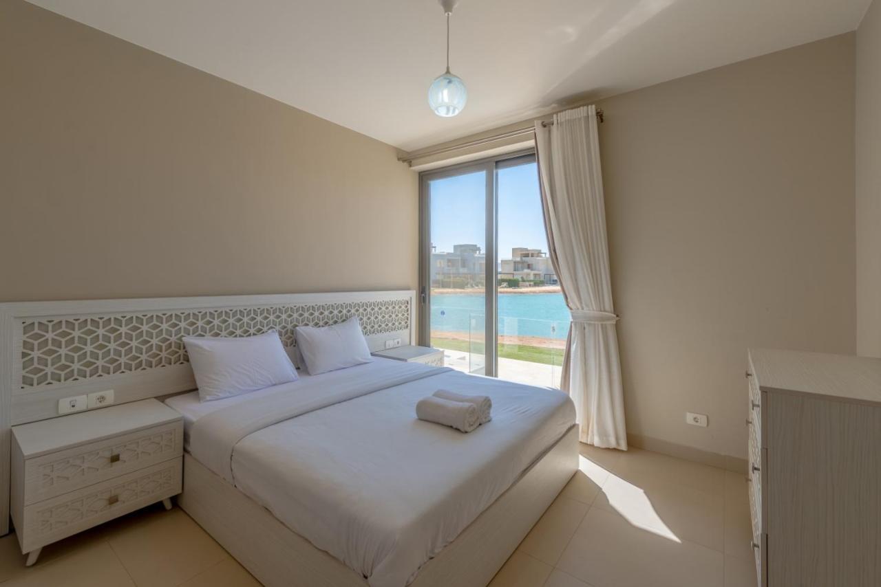 Ascot Bay, Premium 5br Lagoon House & Pool In Tawila, El Gouna Villa