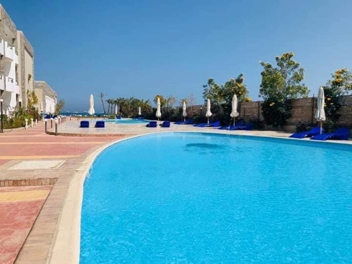 Schoene In Cecelia Resort, Am Pool,strand,nur Paare Und Familien Hurghada