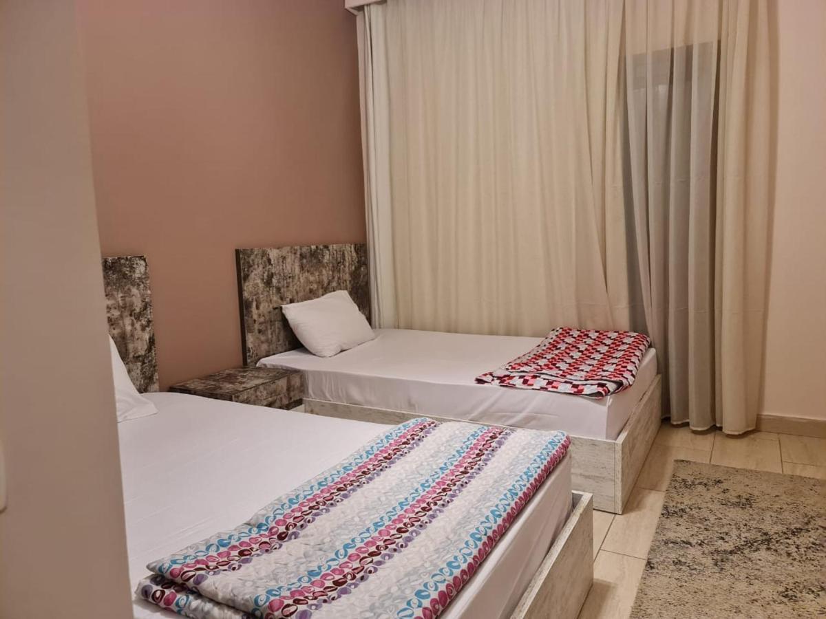 Apartment In Aldau Heights