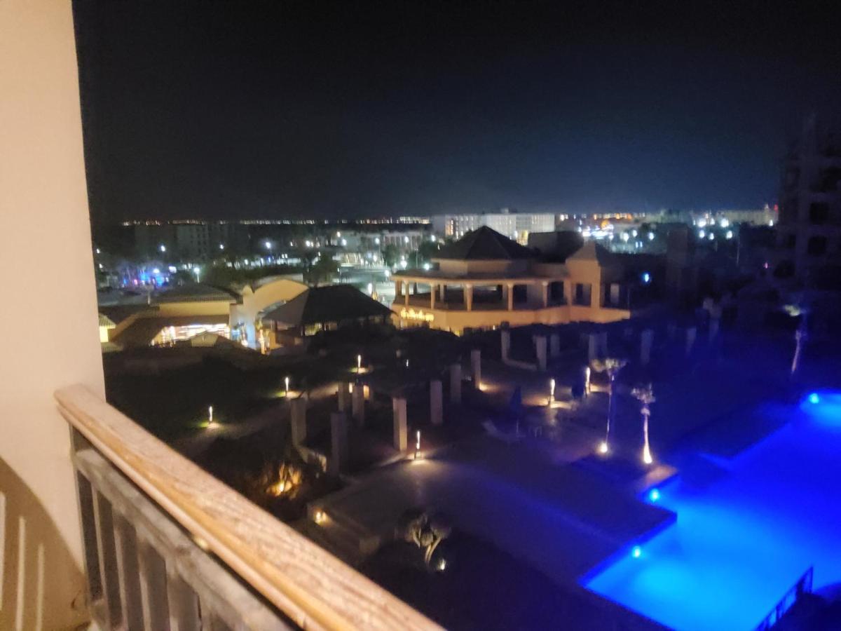 In Aldau Heights *