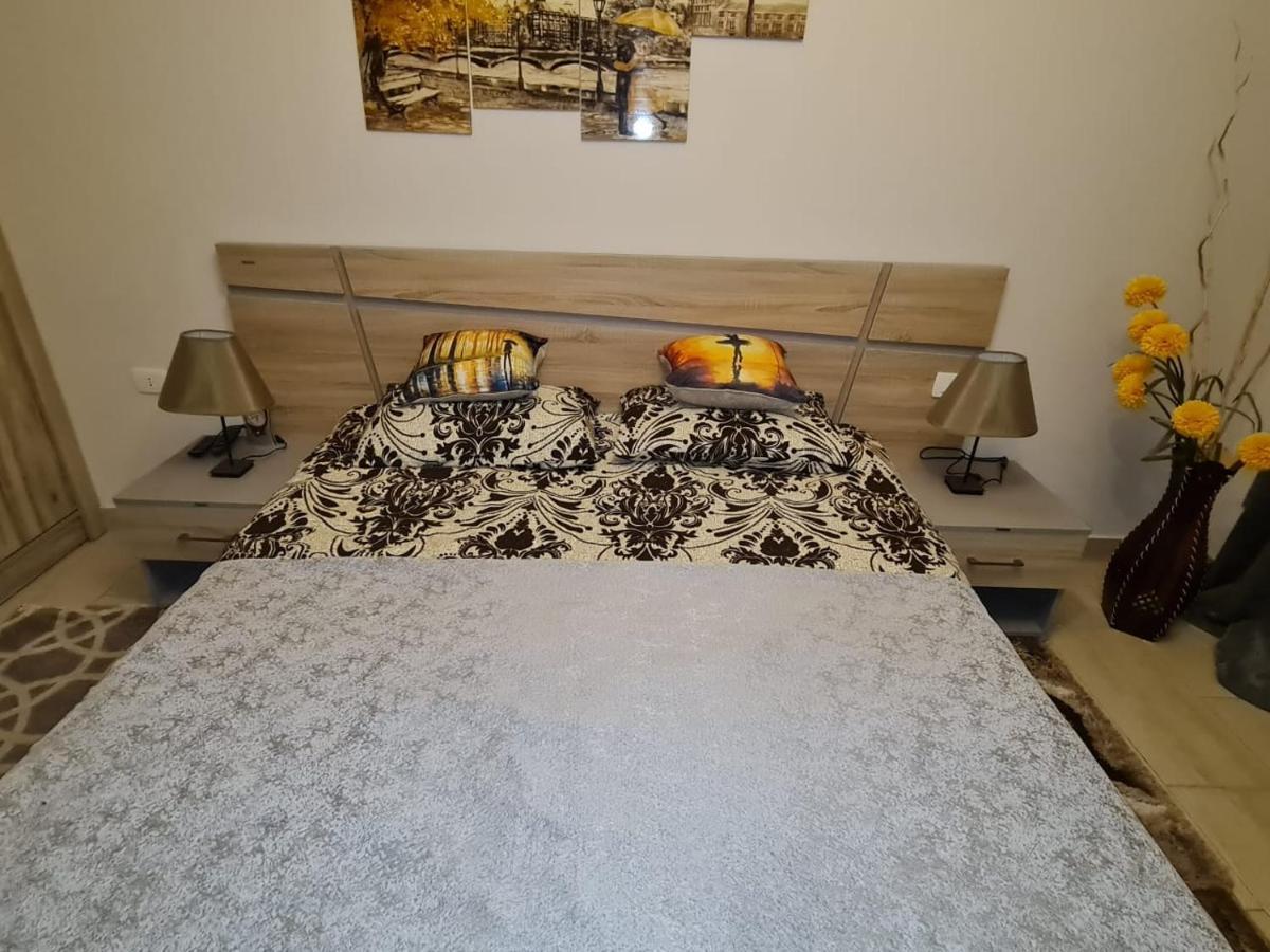 In Aldau Heights Apartment