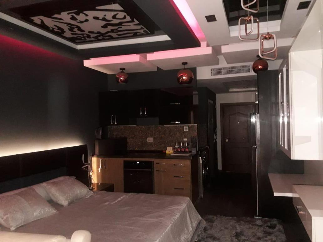 In Aldau Heights Apartment