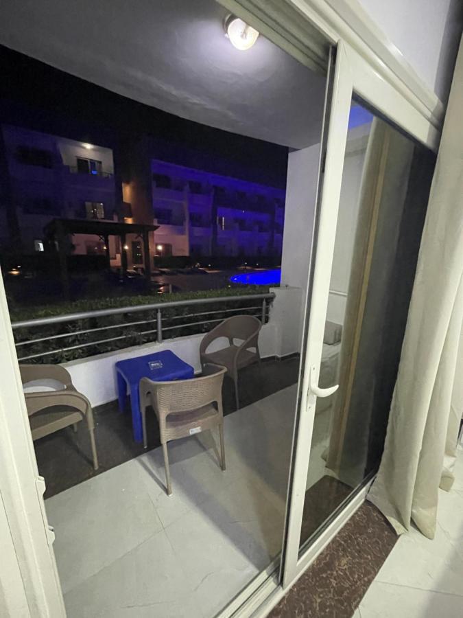 Schoene In Cecelia Resort, Am Pool,strand,nur Paare Und Familien Apartment Hurghada