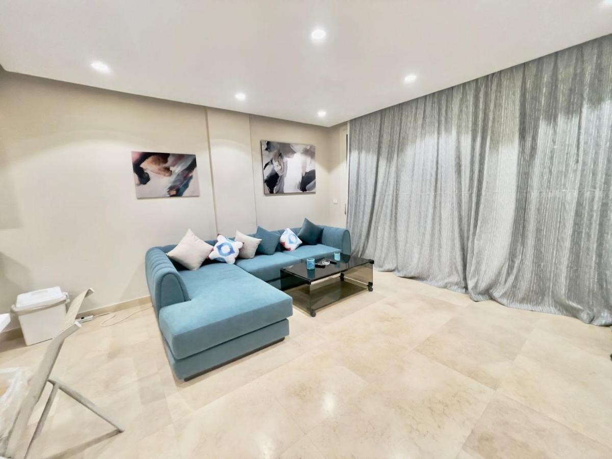 M7-4a-03 Mangrove 2 Bedroom Appartement *