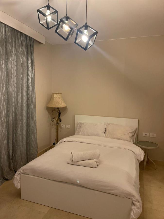 M7-4a-03 Mangrove 2 Bedroom *