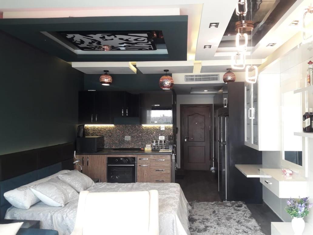 Apartment In Aldau Heights *