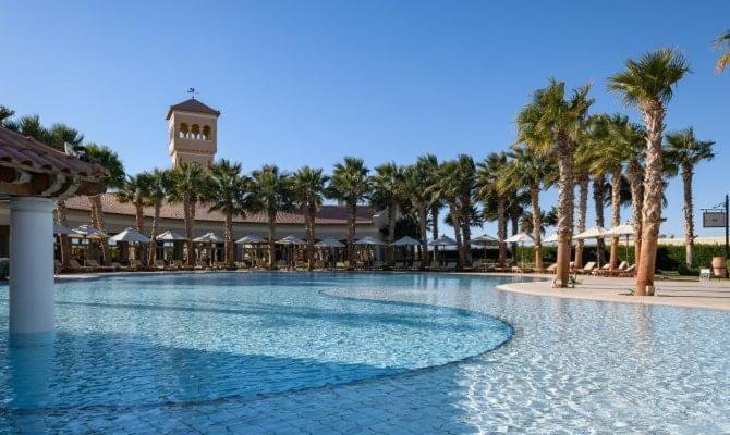 Apartment وحده فندقية باطلالة على حمام السباحة فى فيرندا سهل حشيش ريزورت *