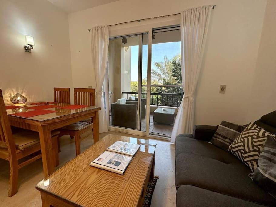 Appartement 2 Bedroom Condo, With Pool, And & Lagoon Access