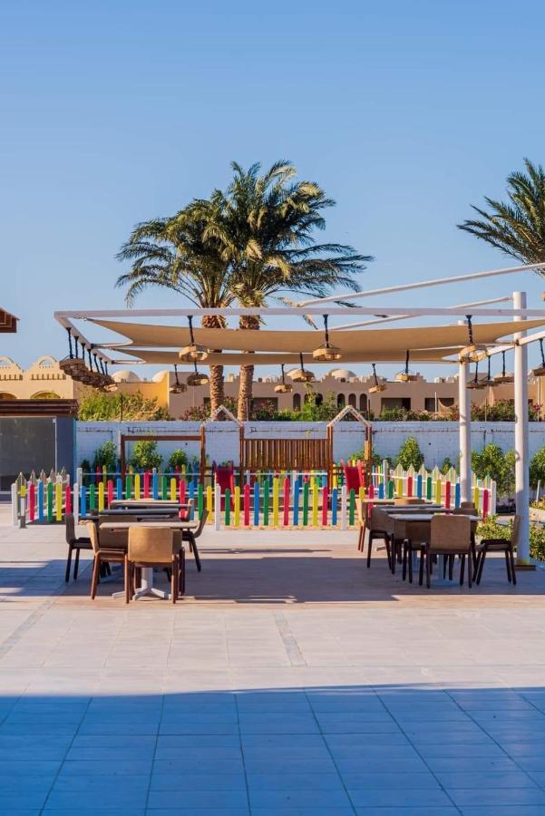 داخل كمباوند * Hurghada