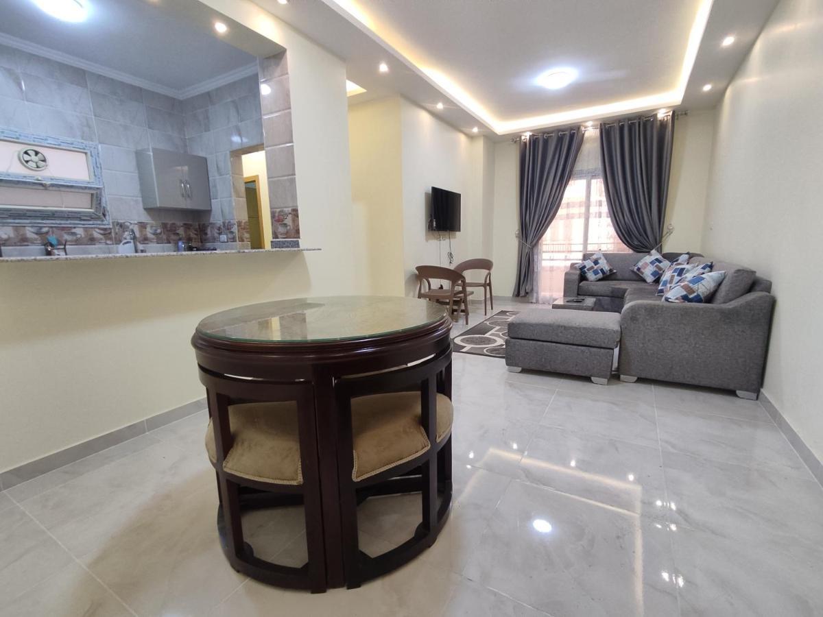 Apartment Aknan International *