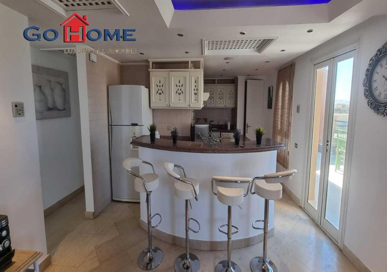 Pretty 4br Penthouse Mb7 With Private Heated Pool At New Marina Apartment
